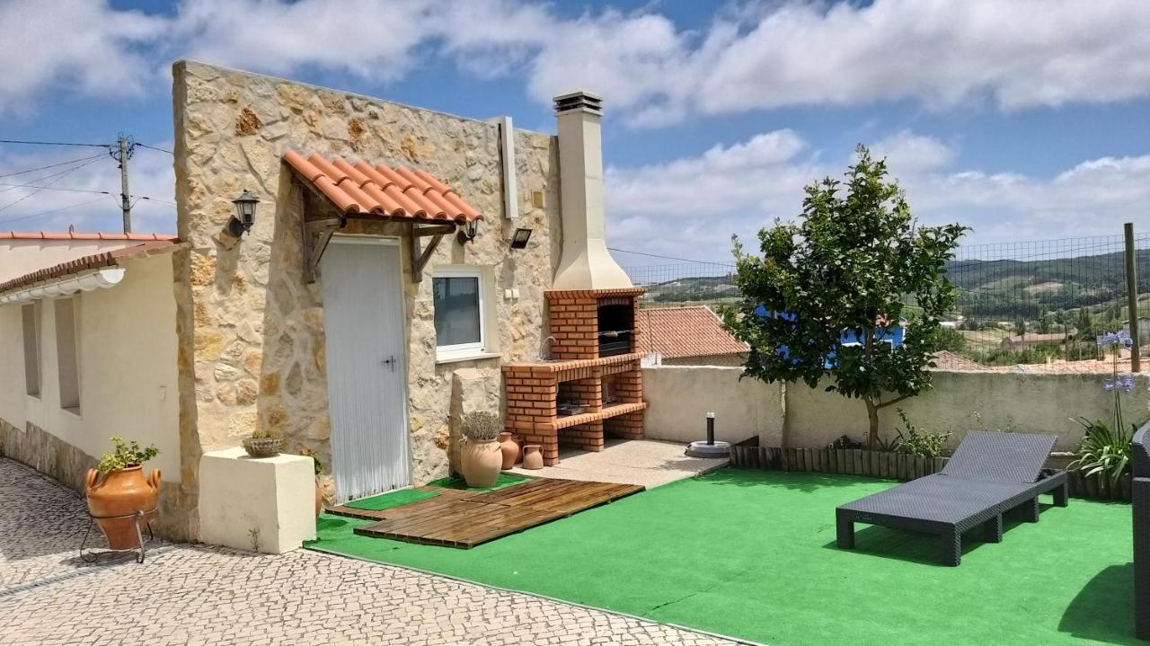Lourinha Countryside Apartment Moita dos Ferreiros ภายนอก รูปภาพ